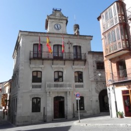 Bibliotecario y Auxiliar de biblioteca. En Cuéllar (Segovia)