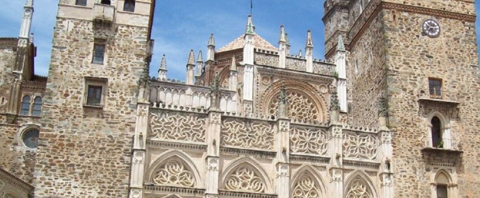 El monasterio de Guadalupe. Epicentro cultural peninsular y de ultramar. UNED