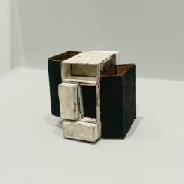 30′ con Lygia Clark: La fragilidad de la geometría. Museo Helga de Alvear