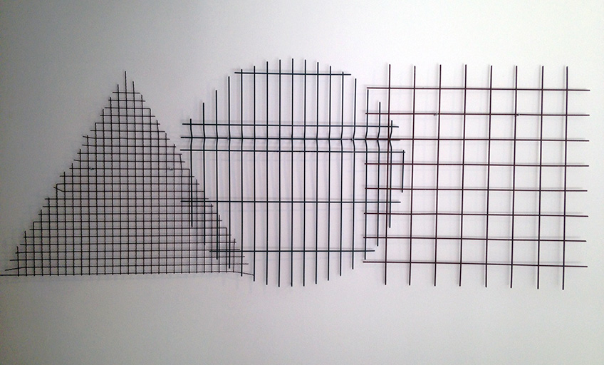 r_marco_godMarco Godoy. Ejercicios de geometría (abriendo ventanas). Valla, acero, 2017. Sala de Arte Joven de la Comunidad de Madrid