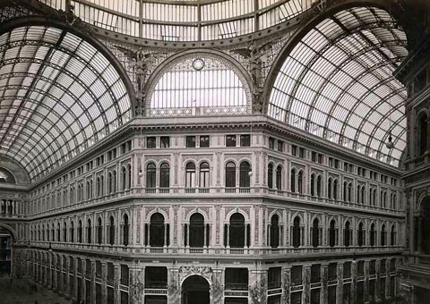 Emanuele Rocco. Galería de Umberto I, Nápoles, 1885-1892