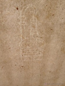 Filigrana en papel antiguo