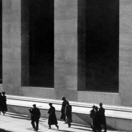 Paul Strand. Wall Street, Nueva York, 1915. Colecciones Fundación MAPFRE