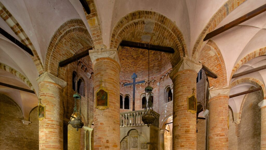 Basílica del Santo Sepulcro. Santo Stefano, Bolonia